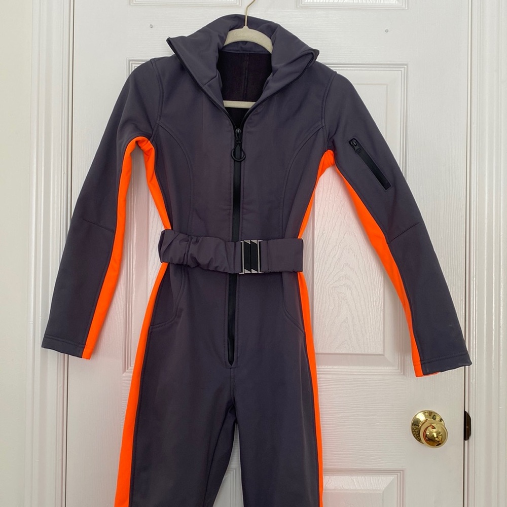 COPY - Never worn,one piece ski suit
